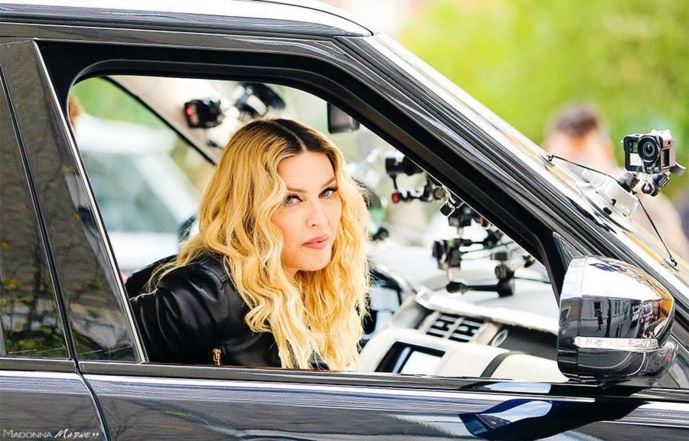 Madonna  participe au Karaoke CarPool de James Corden