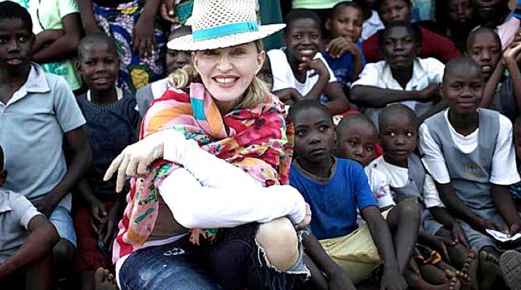 Madonna et le SIDA : le combat d’une vie