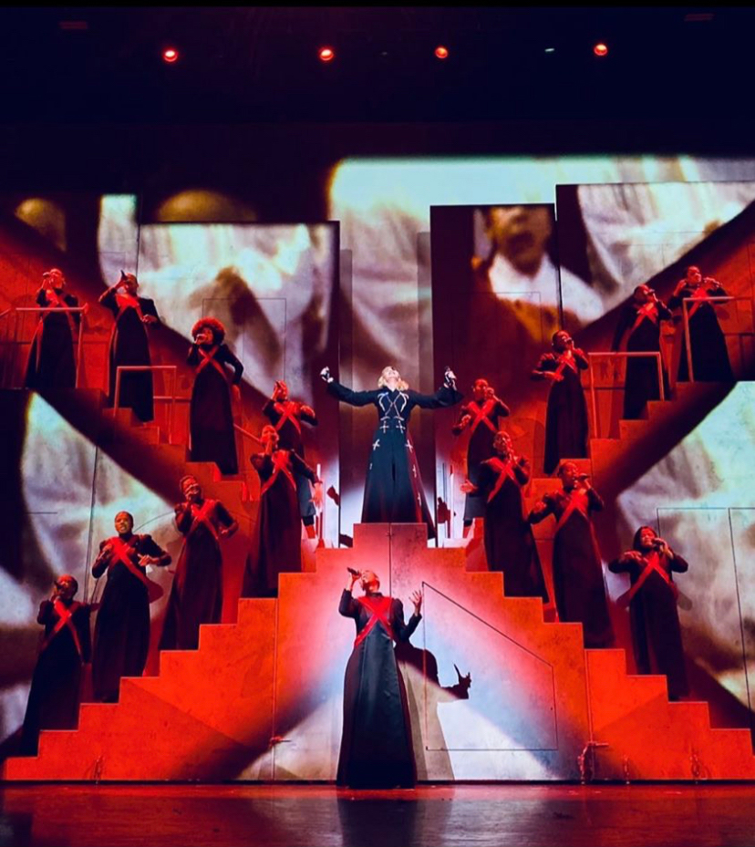 Le show Madame x suite et fin Le show Madame x suite et fin
