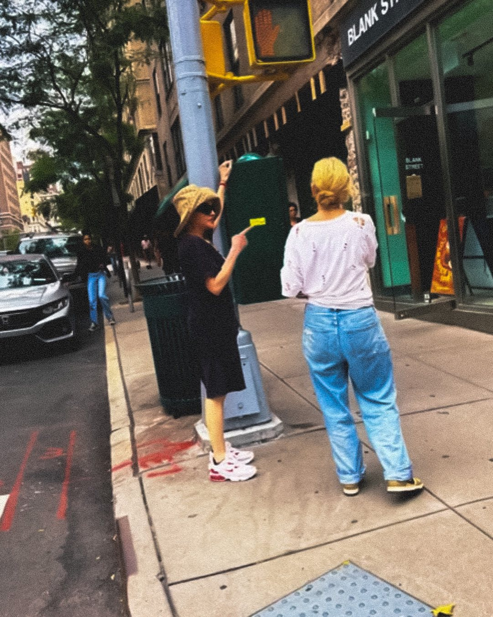 Madonna dans la rue dimanche Madonna dans la rue dimanche