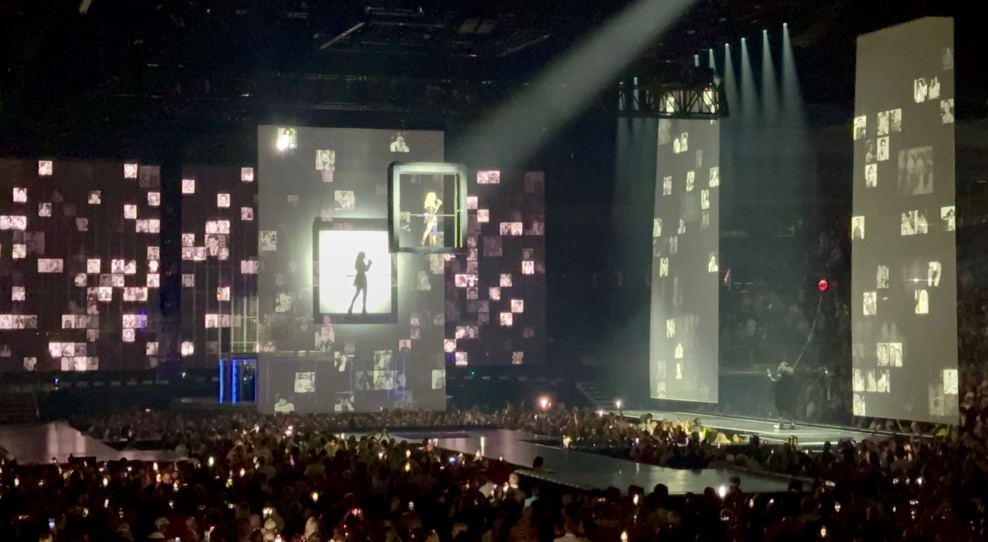 Celebration Tour première Celebration Tour première