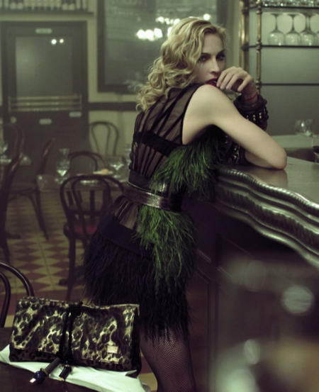 MADONNA CHANTE BOUM DE CHARLES TRENET MADONNA CHANTE BOUM DE CHARLES TRENET