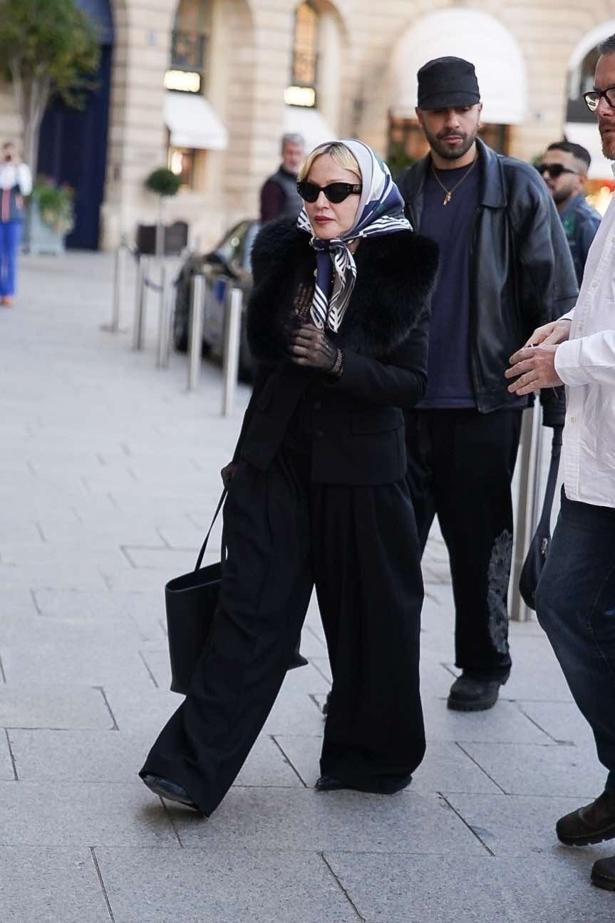 Madonna à Paris pour l'exposition de Rocco Madonna à Paris pour l'exposition de Rocco