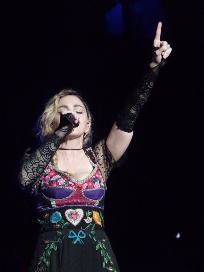 Rebel Heart Tour Manille 24 & 25 Février Rebel Heart Tour Manille 24 & 25 Février