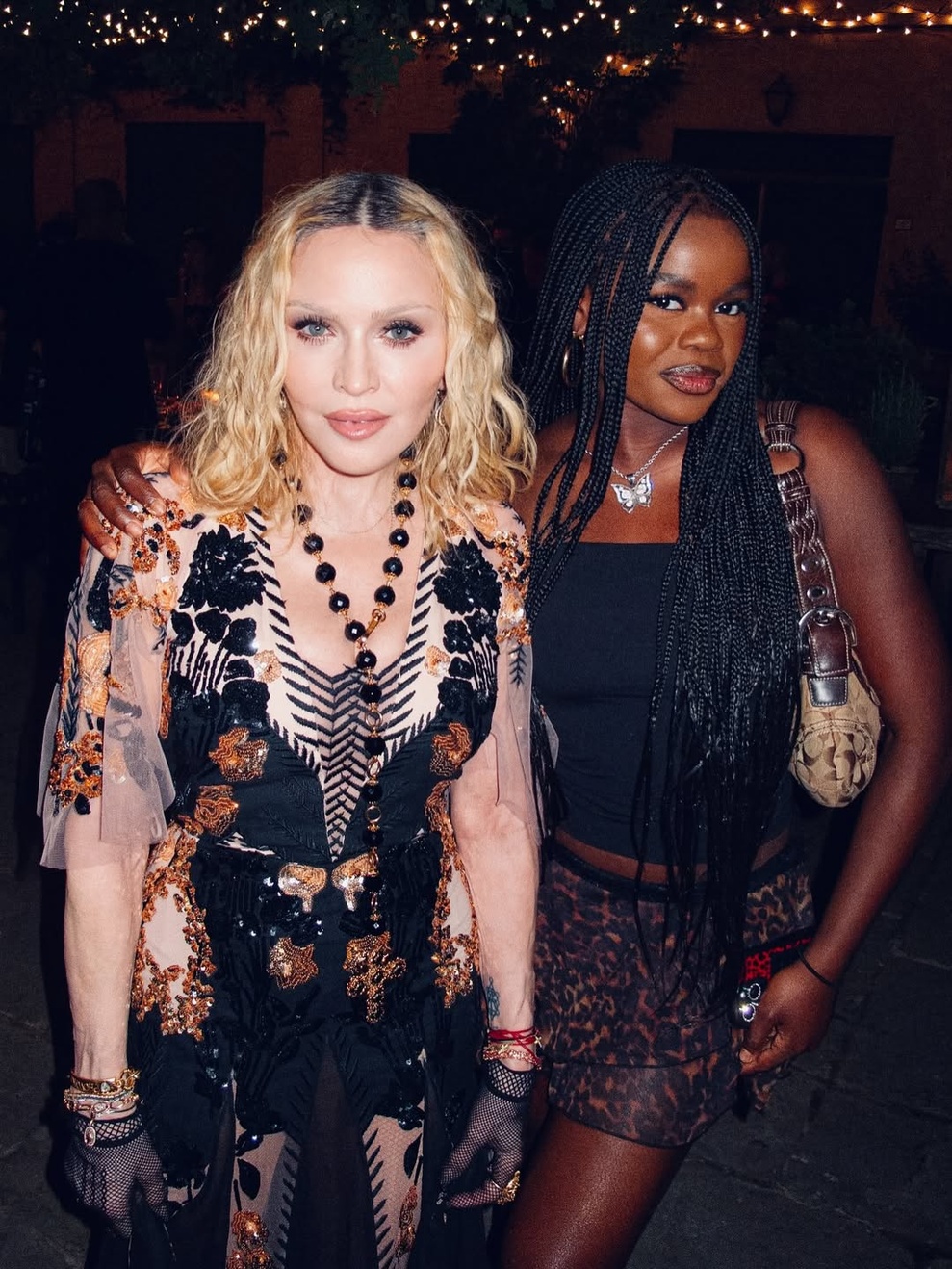 Madonna et Mercy James - Ricardo Gomes - août 2025