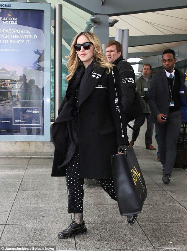 MADONNA EST A LONDRES ! MADONNA EST A LONDRES !