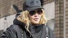 Madonna aperçue dans les rues de Londres