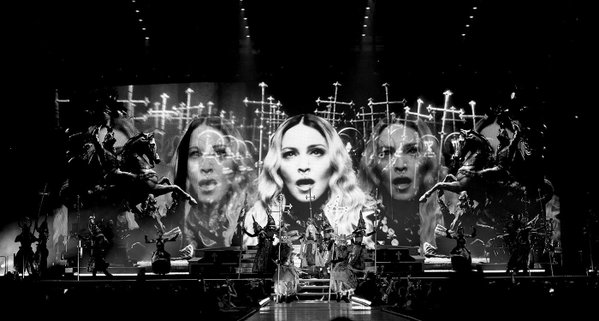 LE REBEL HEART TOUR DVD DISPONIBLE CET été ! LE REBEL HEART TOUR DVD DISPONIBLE CET été !