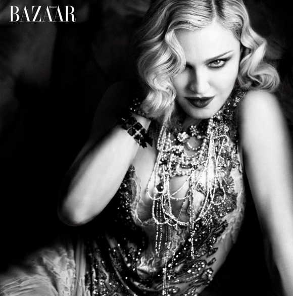 Madonna en couverture du Harper's Bazaar