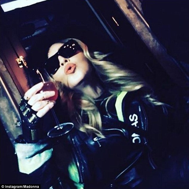 Quavo explique Champagne Rosé Quavo explique Champagne Rosé