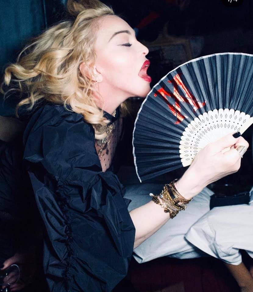 Madonna est arrivée à Paris