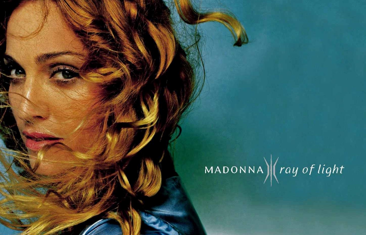 25 ans de Ray of Light 25 ans de Ray of Light