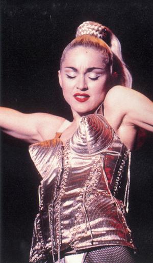 La biographie de Madonna : années 1990 à 2000