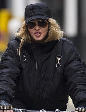 Madonna aperçue dans les rues de Londres