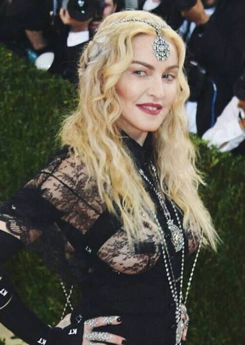 MADONNA au MET GALA 2016