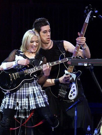 Stuart Price sur Madonna et la création de Confessions II : « Elle n’est vraiment comme personne d’autre »