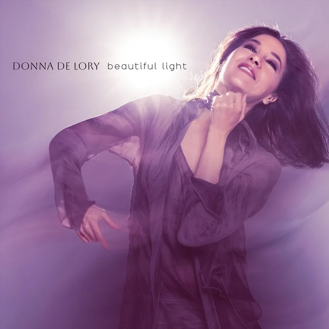 Pochette de Beautiful Light, le nouveau single de Donna De Lory