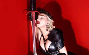 Madonna : Joan Of Arc Live at Ellen Show