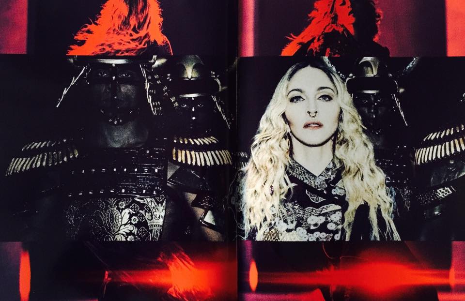 rebel_heart_tour_book37